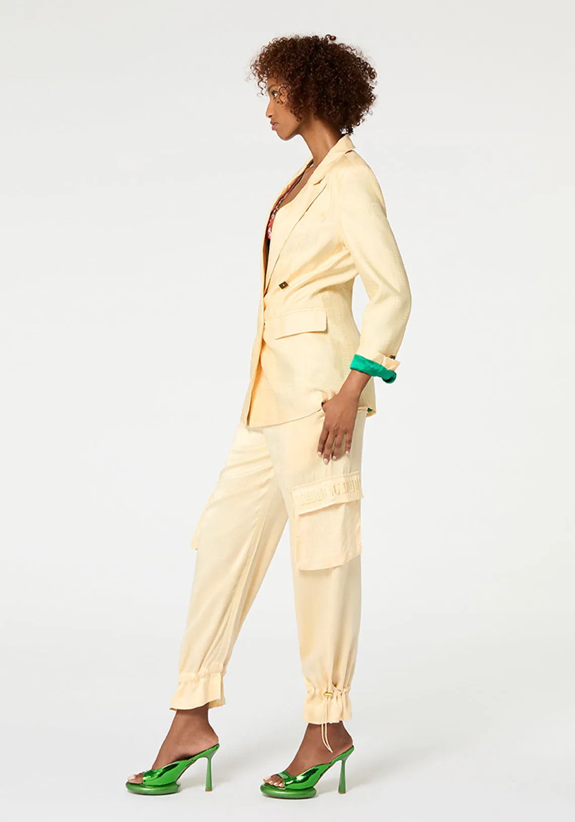 CREME JACQUARD BLAZER