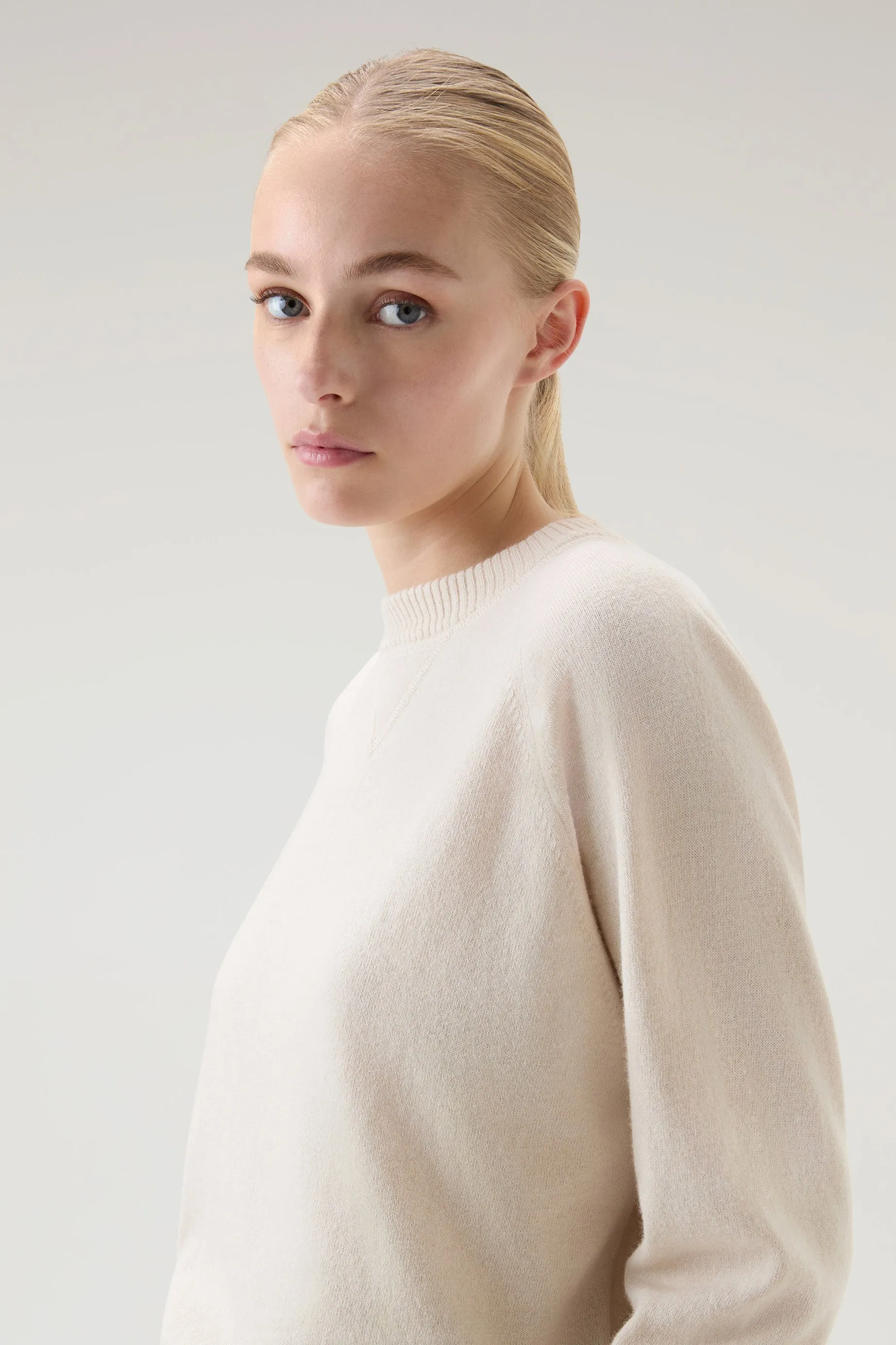 Crewneck Sweater in Wool Blend Milky Cream