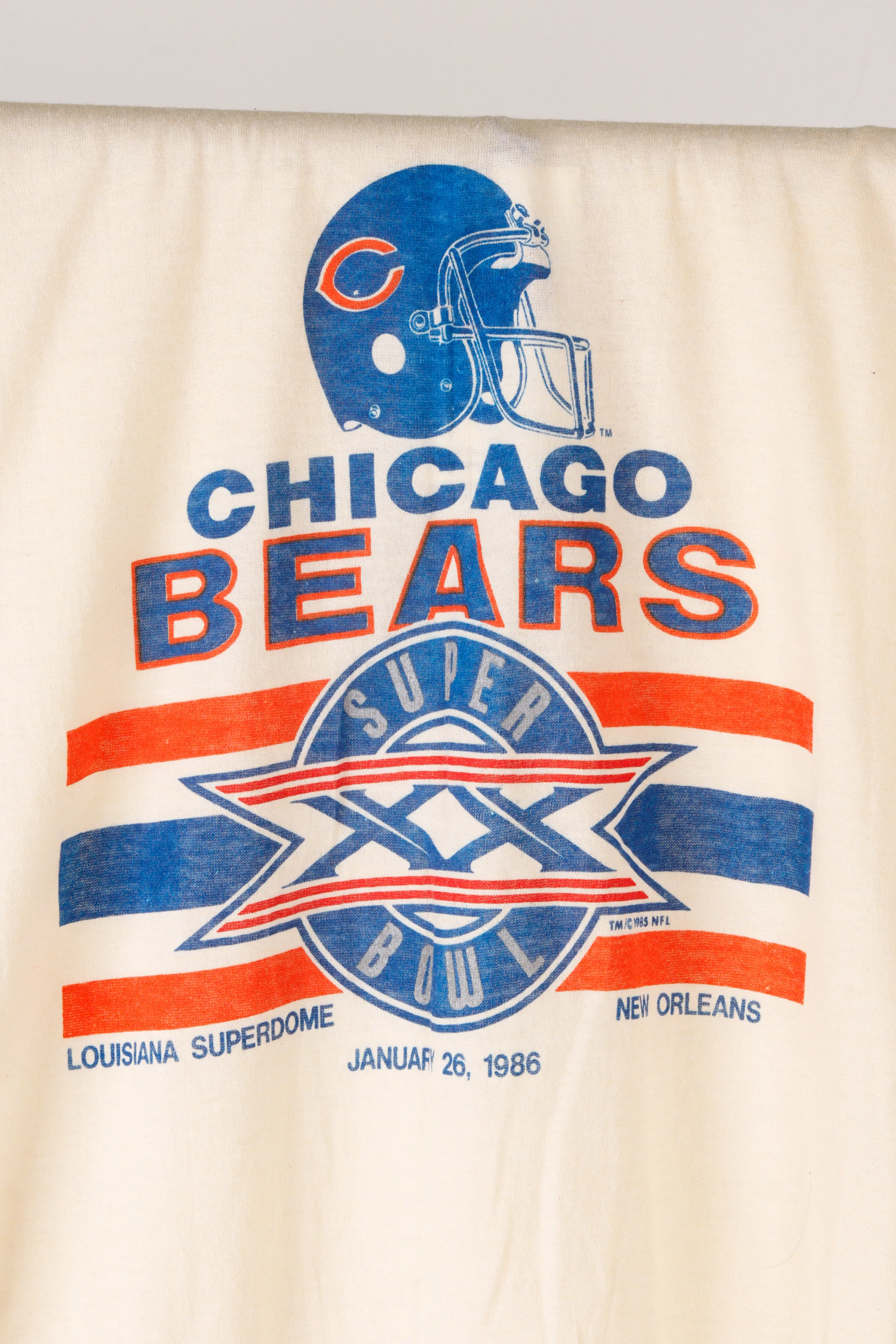 Vintage 1986 Chicago Bears 'Superbowl XX Logo' T-Shirt