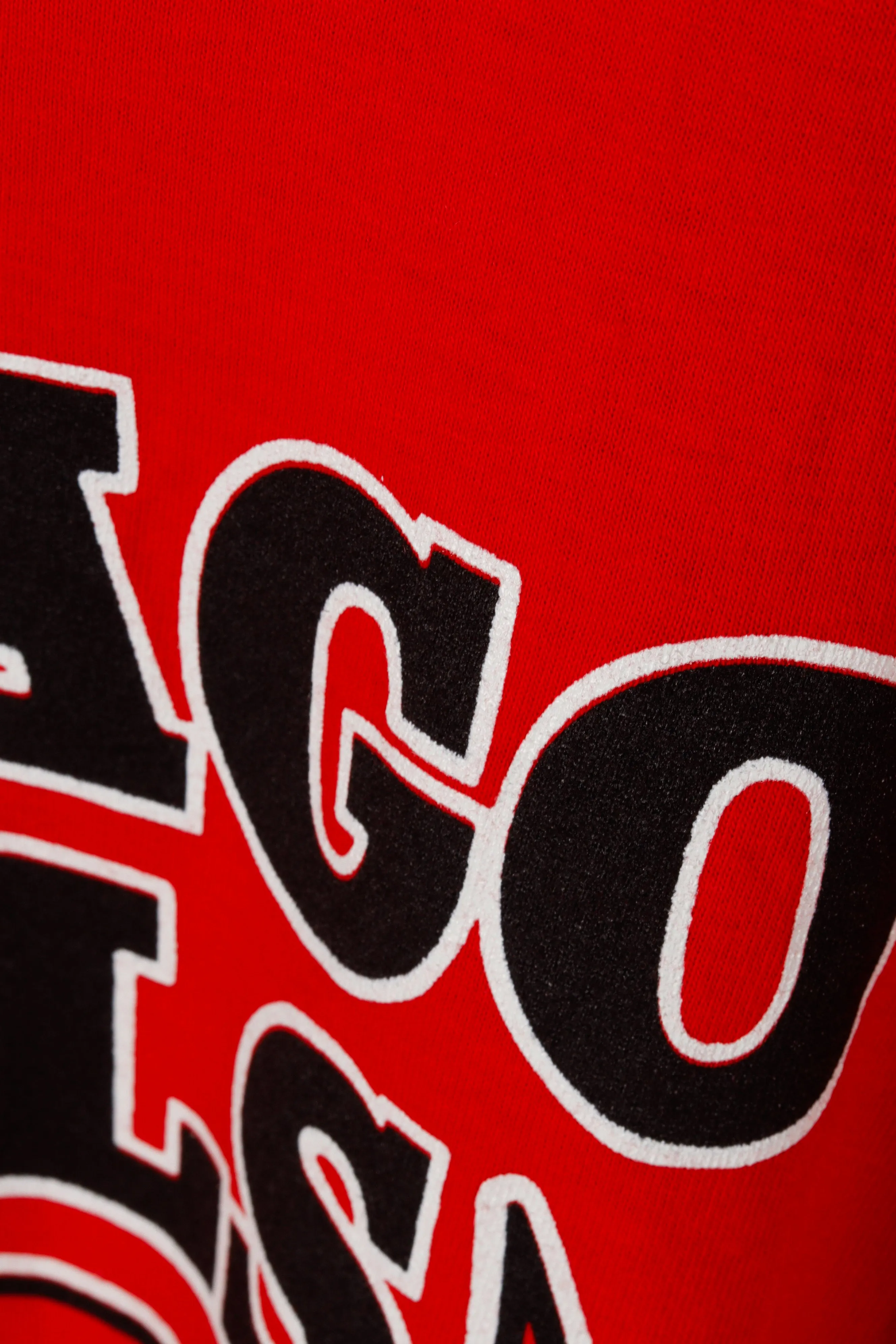 Vintage 1990 Chicago Bulls 'Mega Logo Graphic' T-Shirt Red