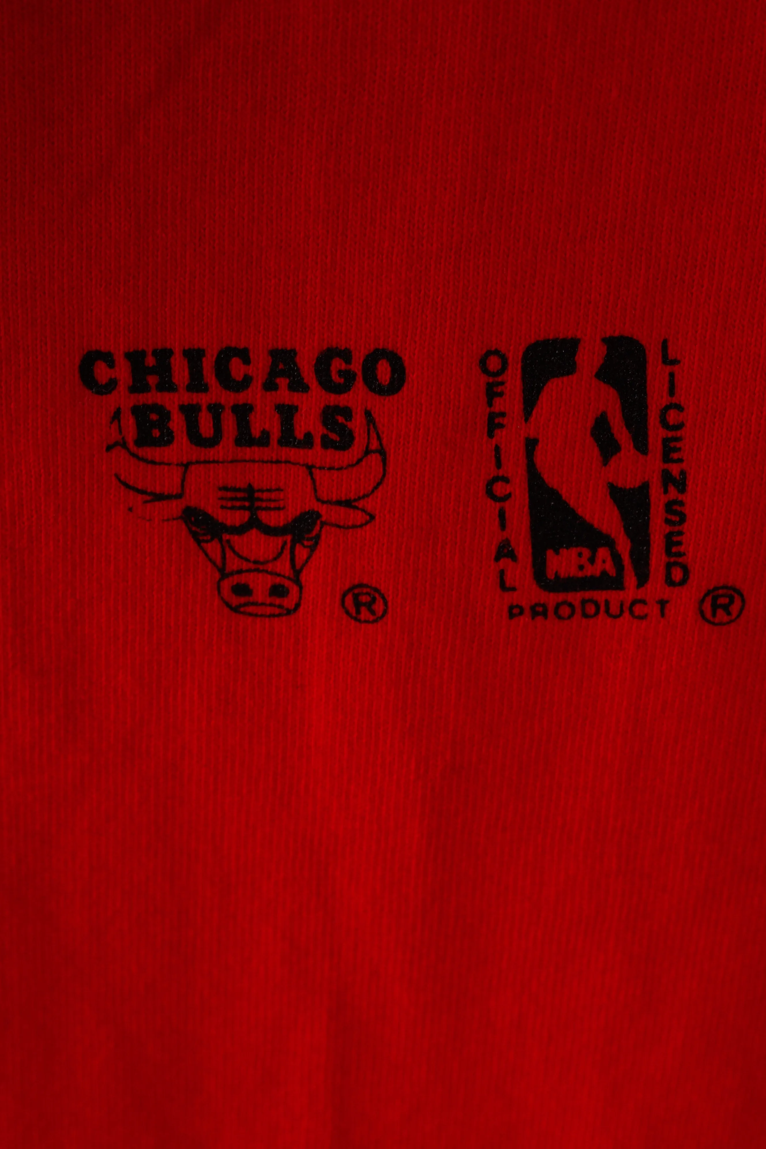 Vintage 1990 Chicago Bulls 'Mega Logo Graphic' T-Shirt Red