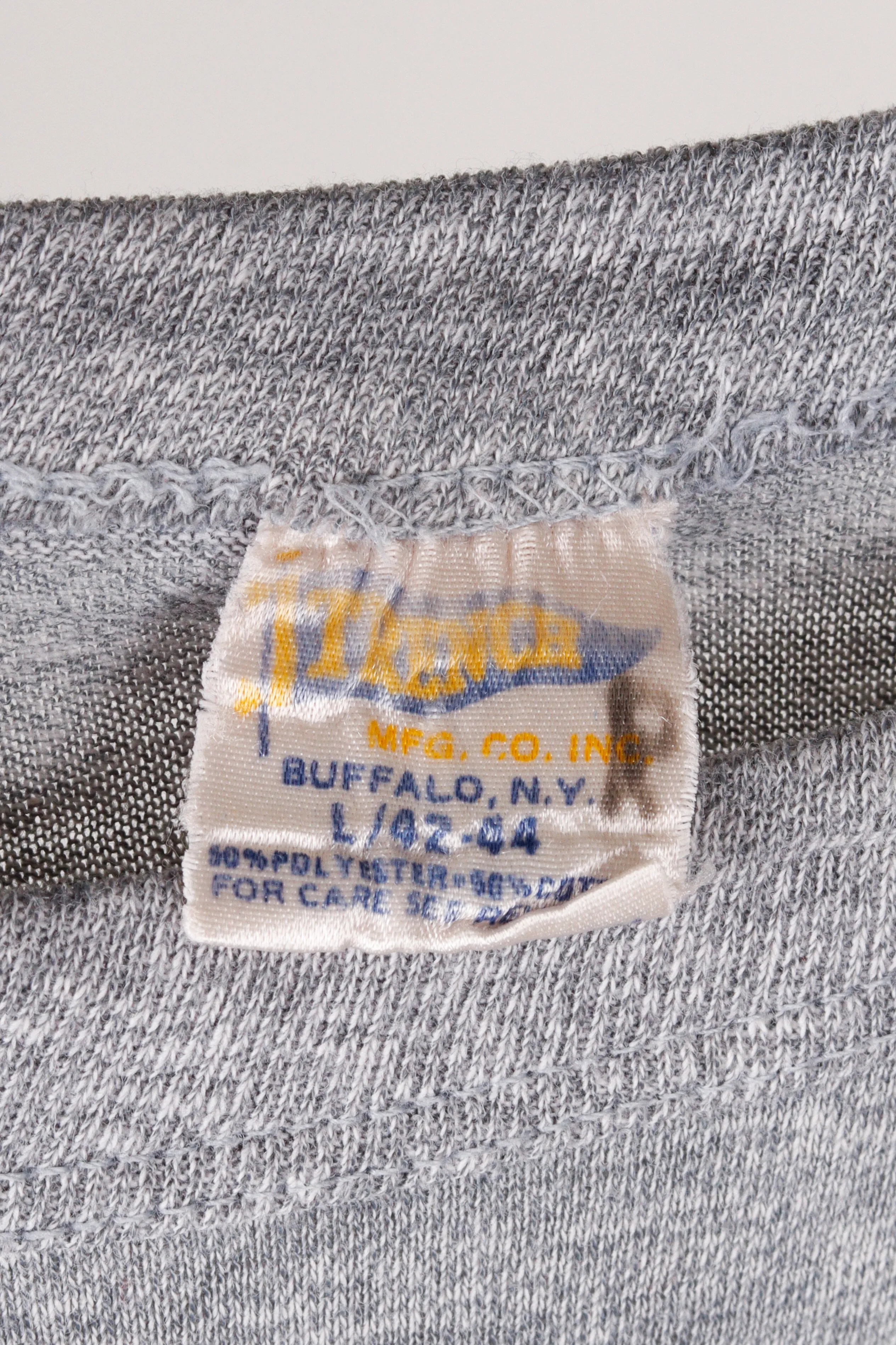Vintage 80's Chicago Bears 'Classic Helmet Logo' T-Shirt Grey